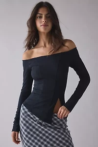 UO Perfect Stranger Asymmetric Split Hem Off-The-Shoulder Top