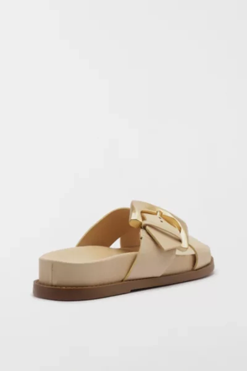 Schutz Lois Sporty Flat Sandal