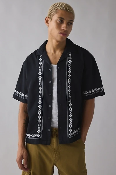UO Embroidered Border Short Sleeve Shirt