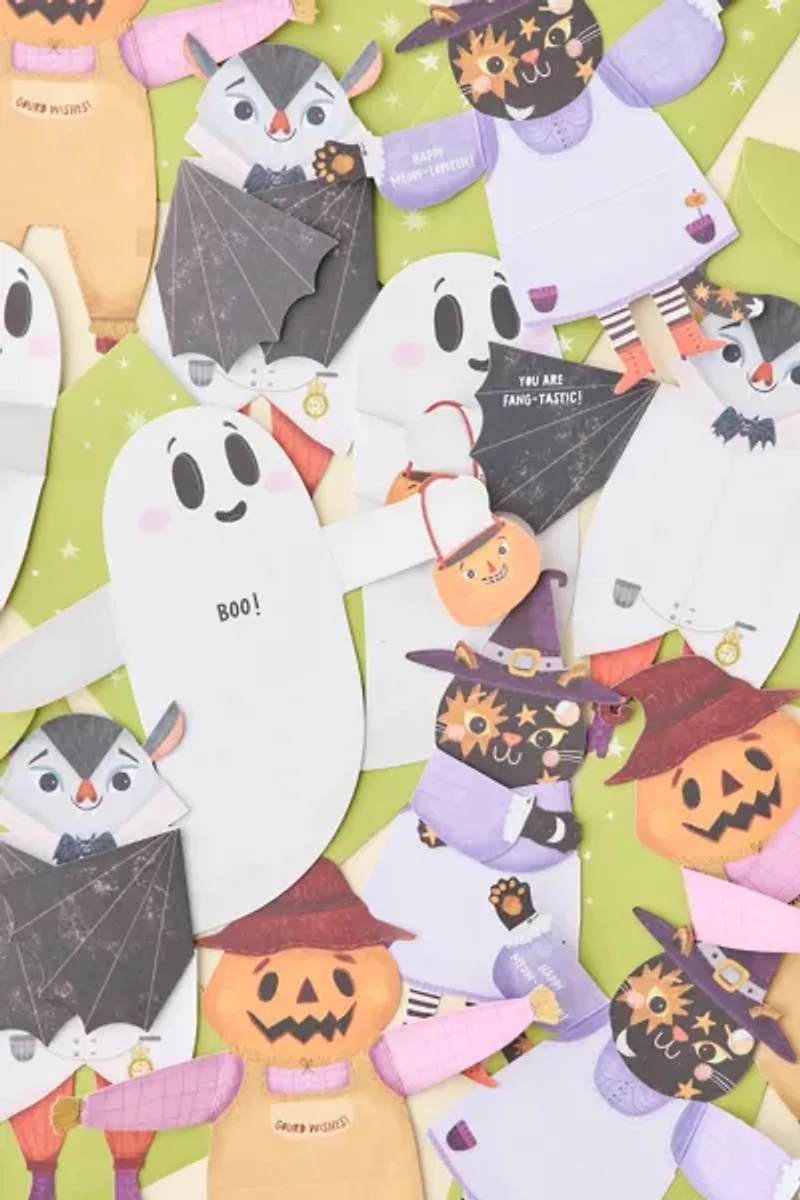 Chronicle Books Halloween Hugs Notecard Set