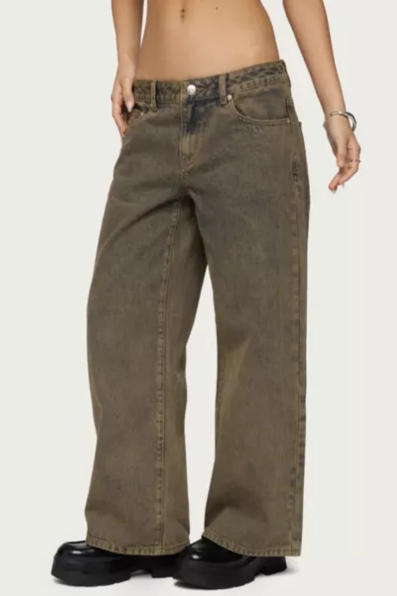 Edikted Petite Zahra Mud Wash Low Rise Jeans