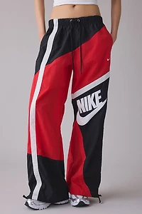 Nike Sportswear Loose Woven Open-Hem Pants