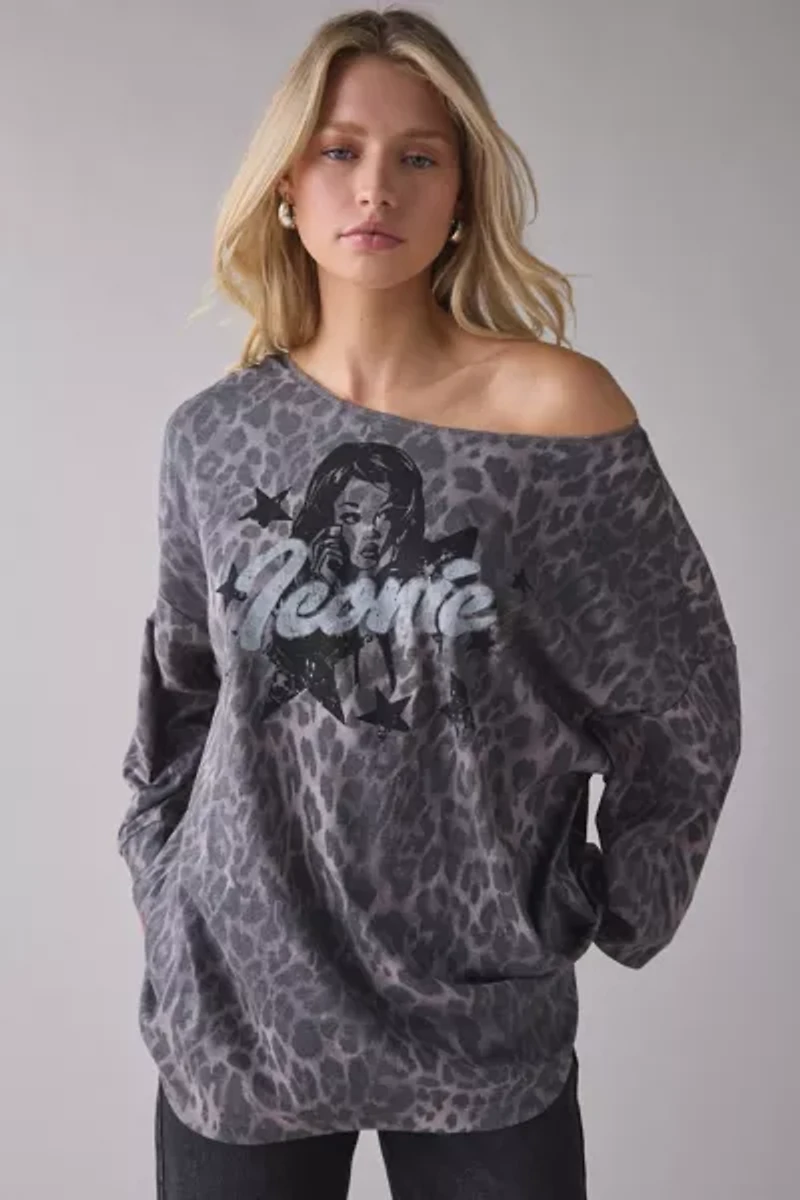 Iconic Graphic Leopard Print Oversized Off-The-Shoulder Tee