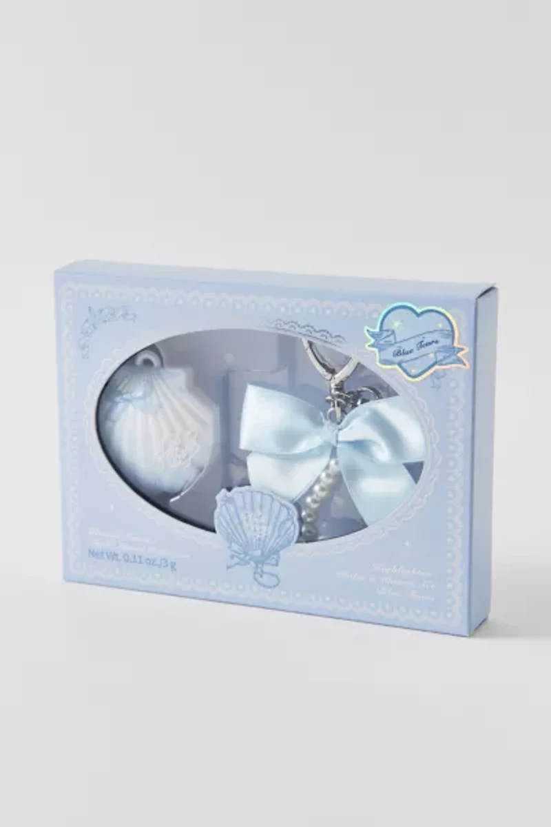 Flower Knows Shell’s Jewel Collection Highlighter Balm & Bag Charm Set
