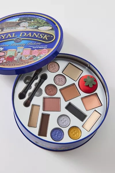 Kara Beauty X Royal Dansk Creative Beauty Palette Makeup Gift Set