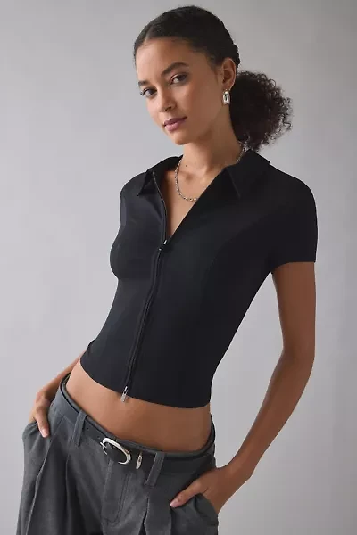 UO Leida Slim Short Sleeve Zip-Front Shirt