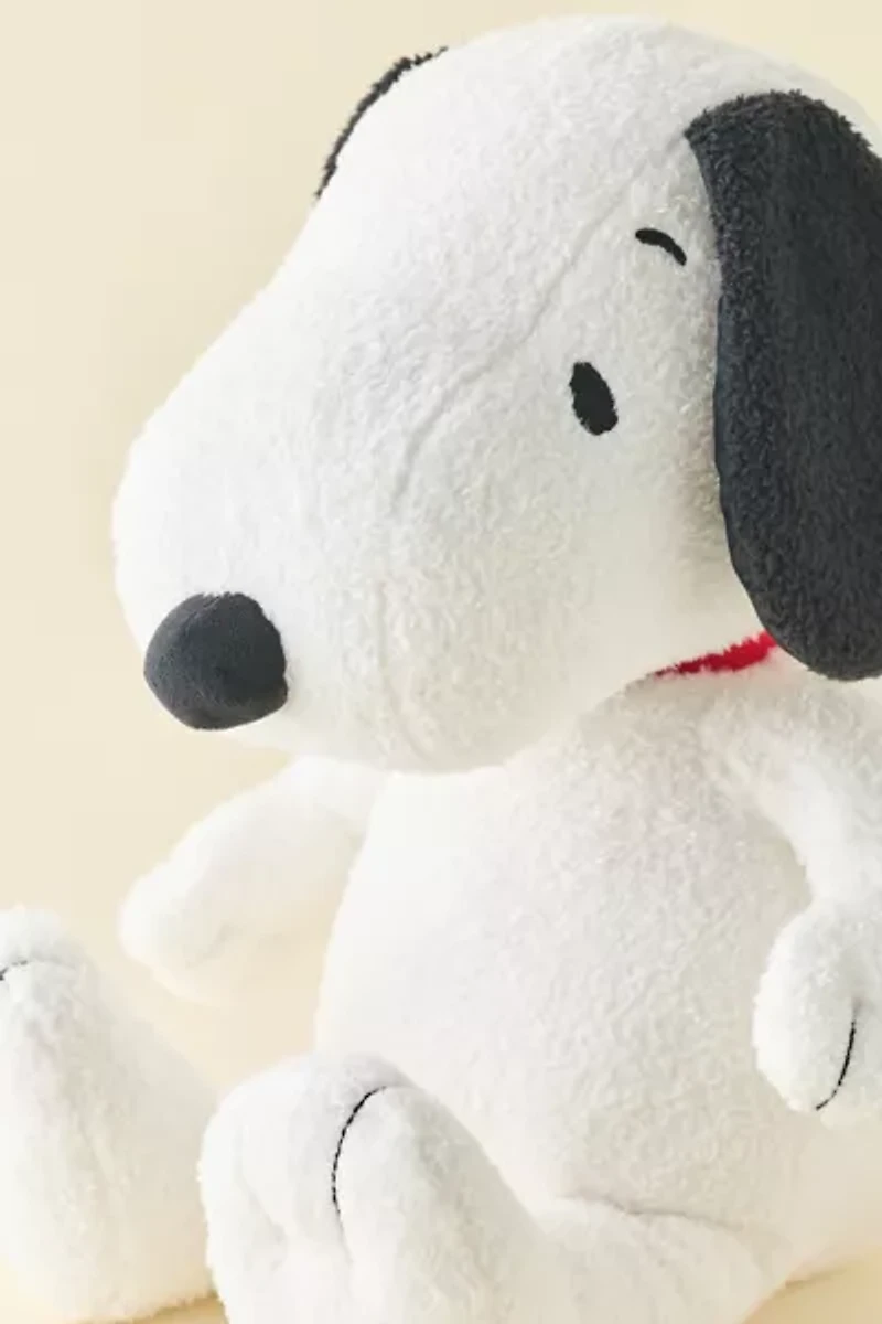 Peanuts Snoopy Giant 25-Inch Plushie