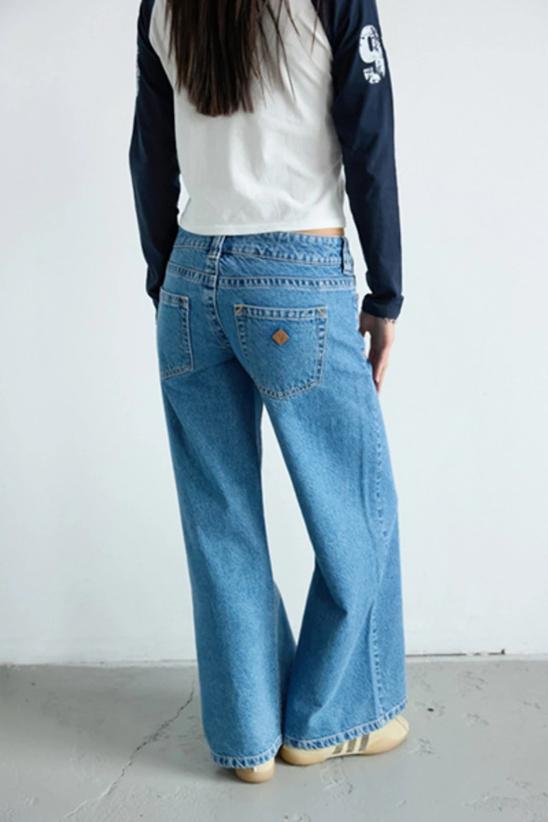 Abrand 00 Super Low & Wide Jean