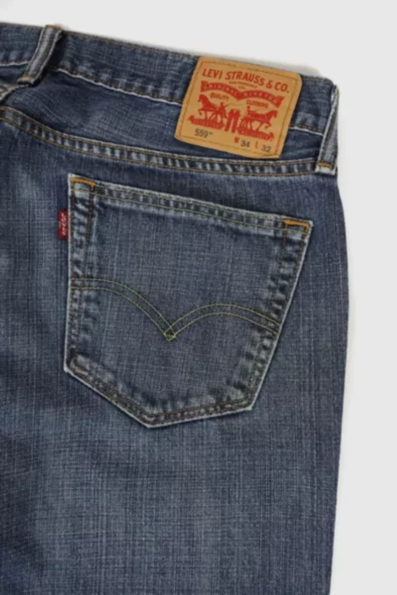 Vintage Levi’s® Relaxed Straight Fit Jeans