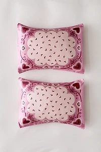 Vintage Style Valentine’s Day Satin Sham Set