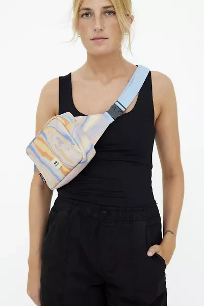 Lefrik Reef Crossbody Bag