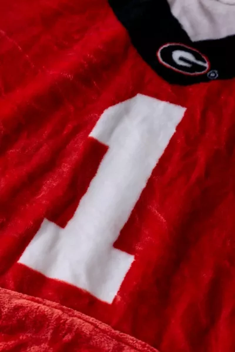 University Of Georgia Bulldogs Snugible Blanket Hoodie Sweatshirt & Pillow