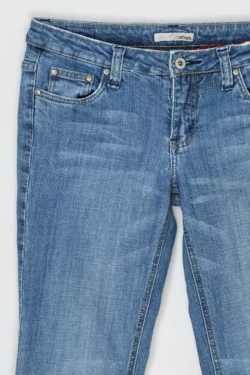 Vintage Y2k Classic Wash Boot-Cut Jeans