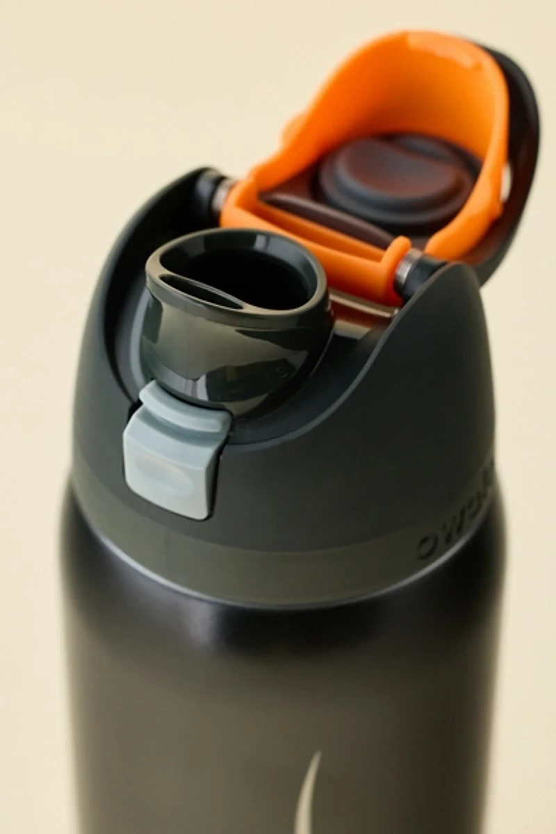 Owala UO Exclusive FreeSip 32 oz Water Bottle