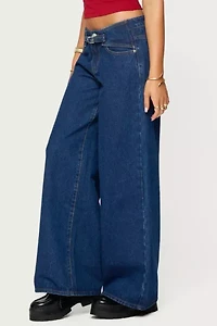 Edikted Edie Belt Detail Low Rise Jeans