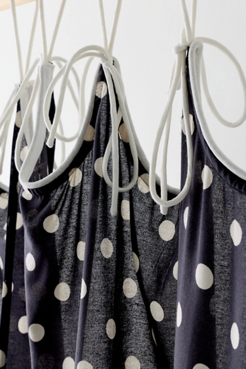 Scalloped Tie-Top Café Curtain Set