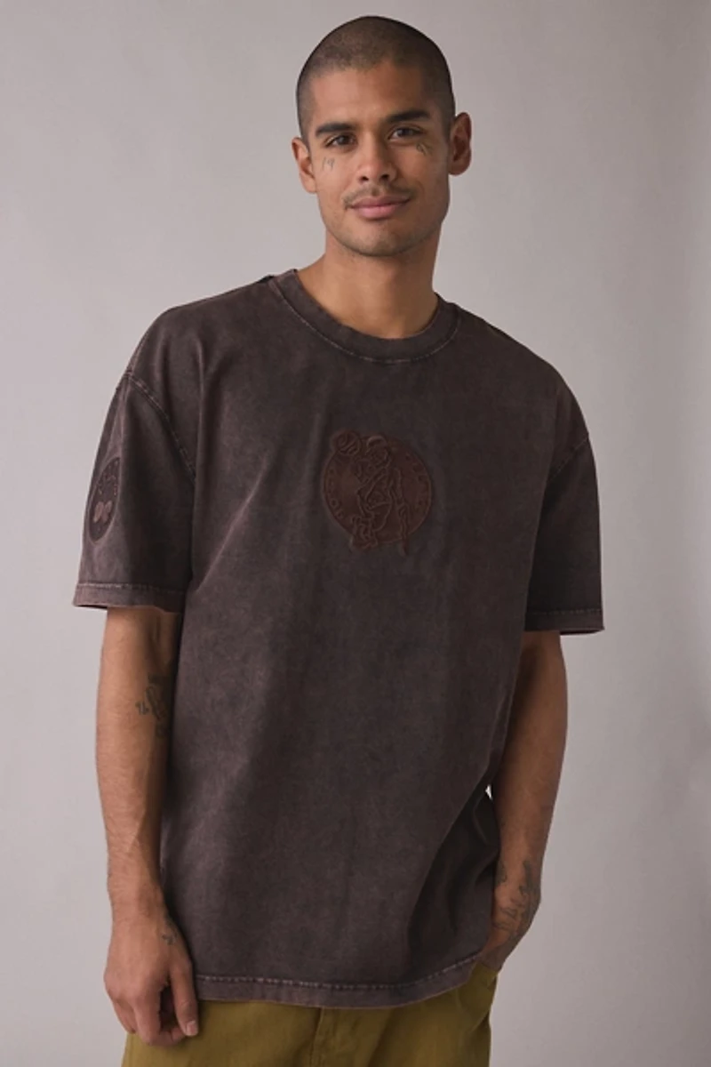 Pro Standard NBA Boston Celtics Team Logo Washed Cotton Tee