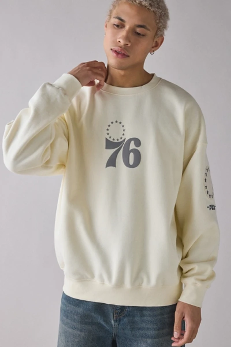 Pro Standard NBA Philadelphia 76ers Team Logo Graphic Crew Neck Sweatshirt