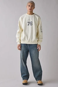 Pro Standard NBA Philadelphia 76ers Team Logo Graphic Crew Neck Sweatshirt