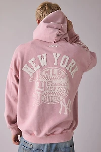 Pro Standard MLB New York Yankees Street Team Graphic Washed Hoodie Sweatshirt