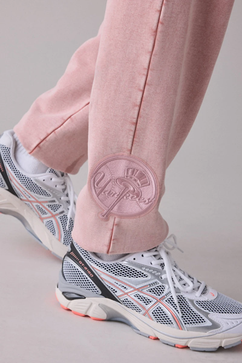 Pro Standard MLB New York Yankees Washed Sweatpant