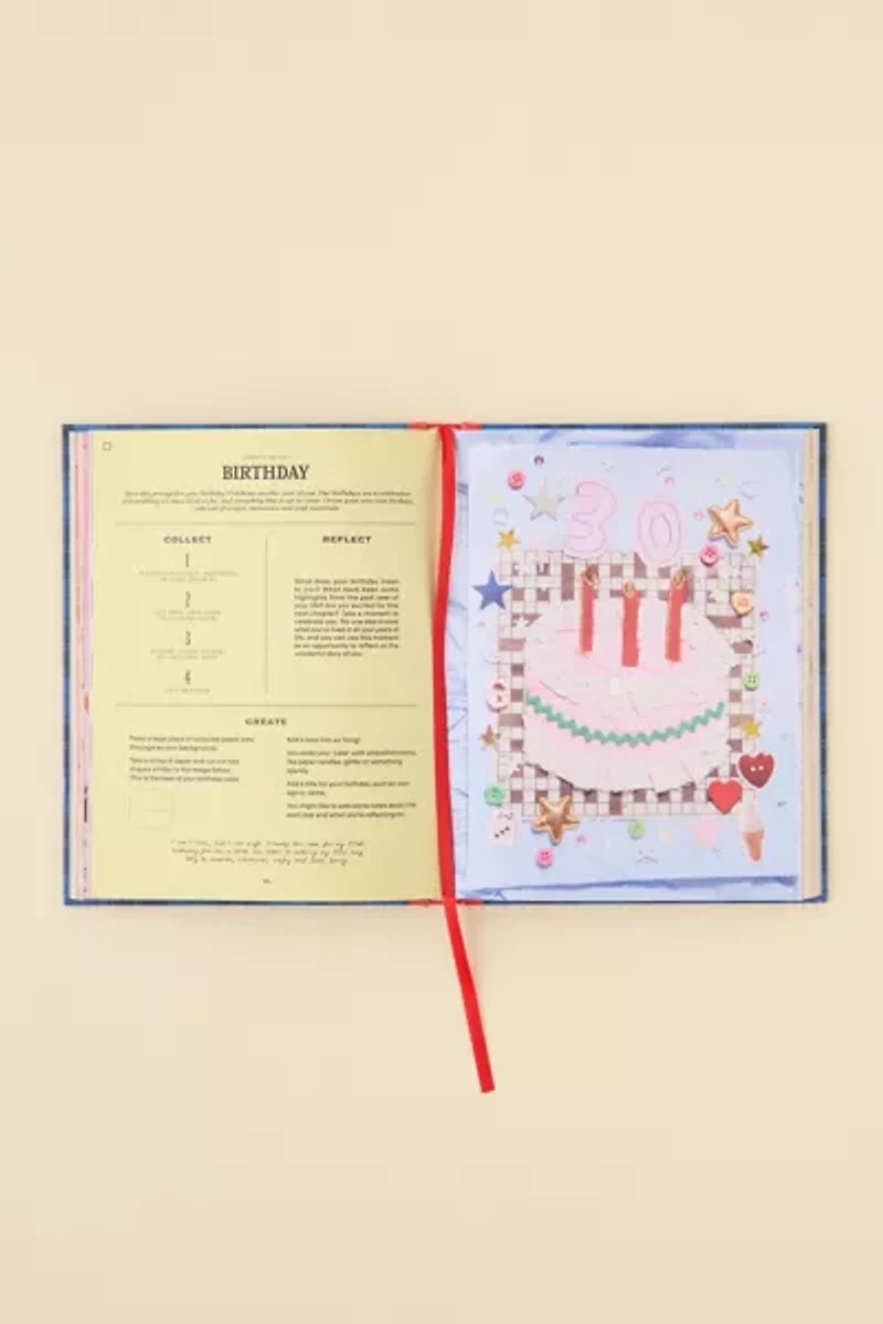 A Year Of Junk Journaling: 52 Creative Prompts To Transform Scraps Of Your Life Into Art By Martina Calvi