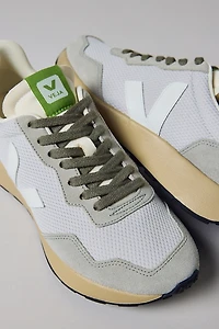 Veja Women's Paulistana Sneaker