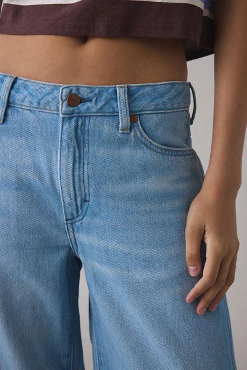 Wrangler Worldwide Ultra Soft Mid-Rise Wide Leg Jean