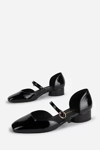 Intentionally Blank Cortez Mary Jane