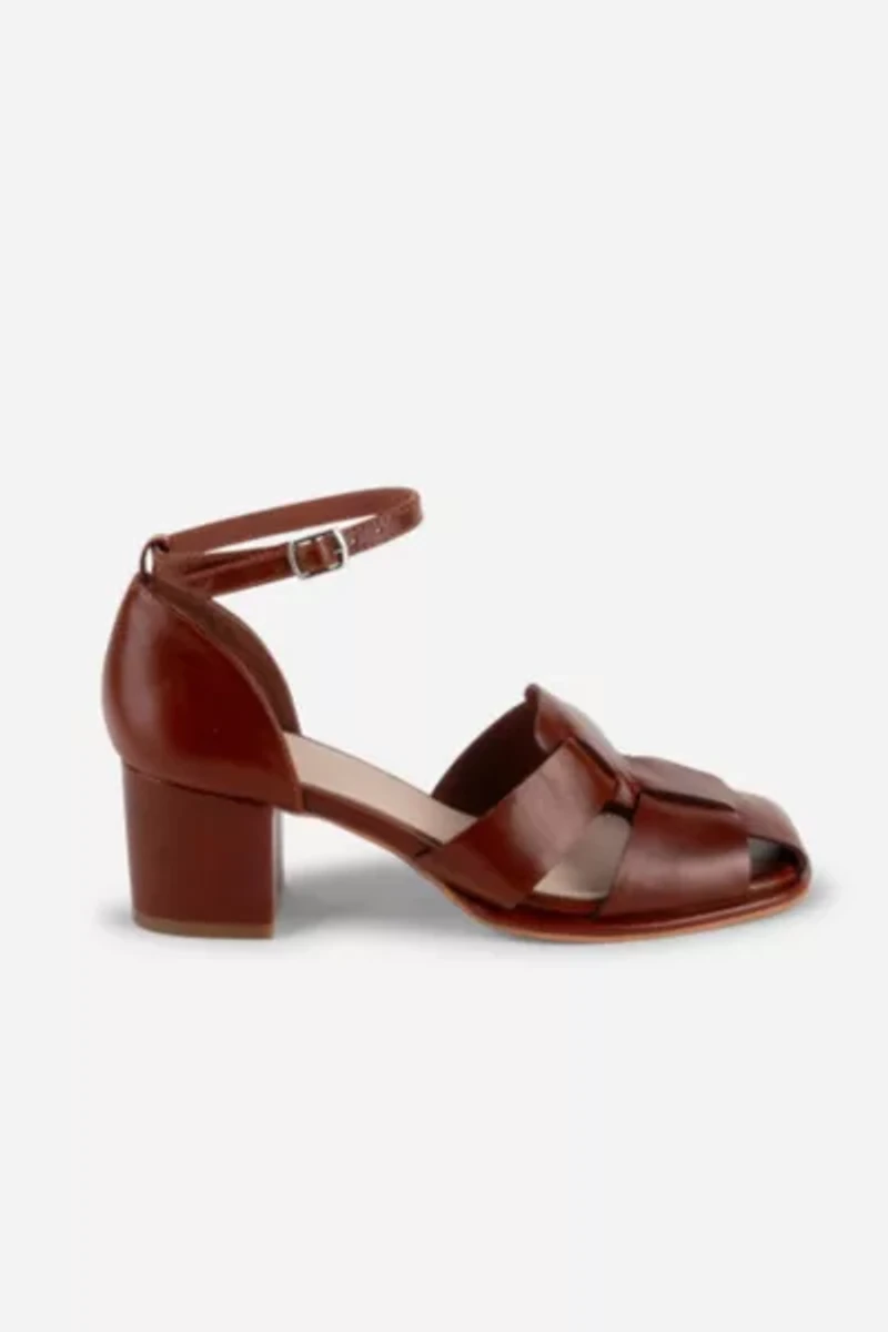 Intentionally Blank April Leather Fisherman Heel