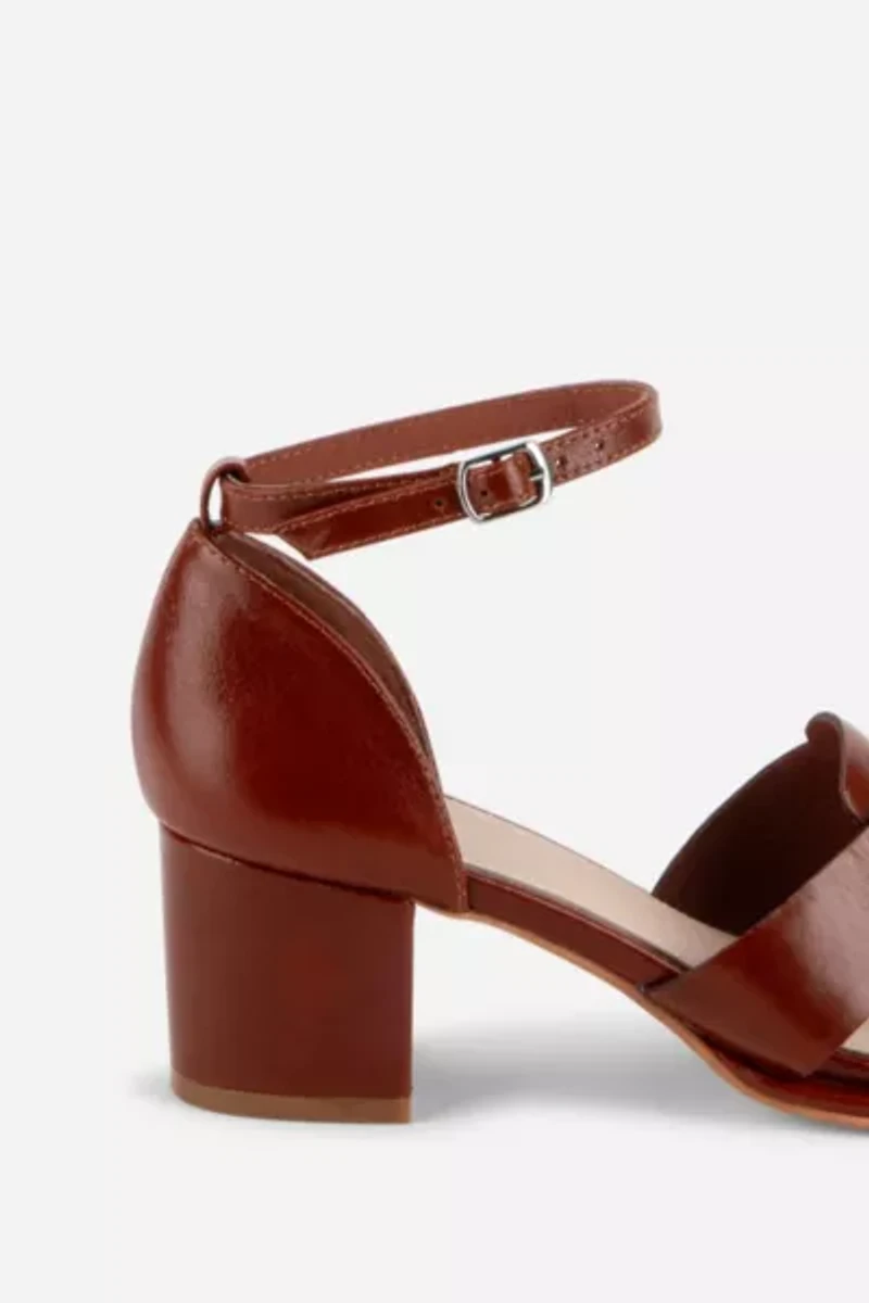 Intentionally Blank April Leather Fisherman Heel