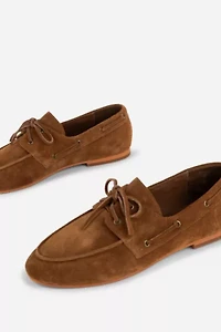 Intentionally Blank Pixie Boat Shoe