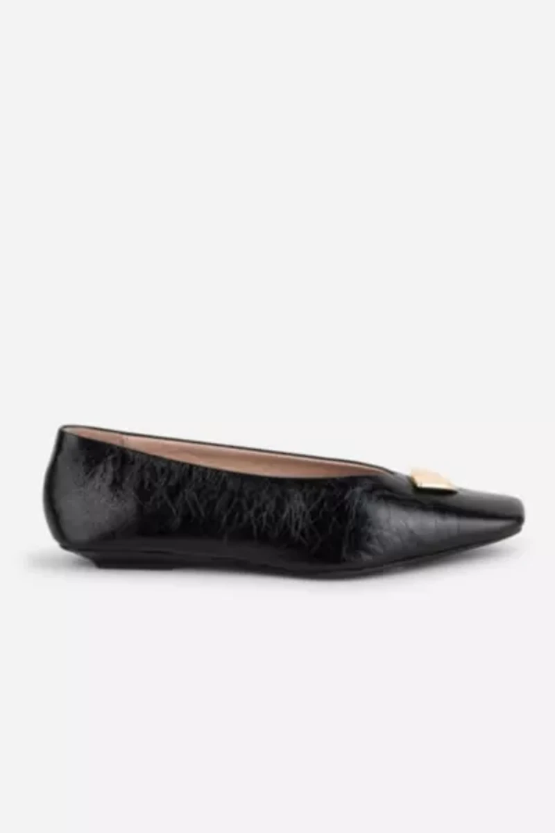 Intentionally Blank Celda Crinkle Ballet Flat