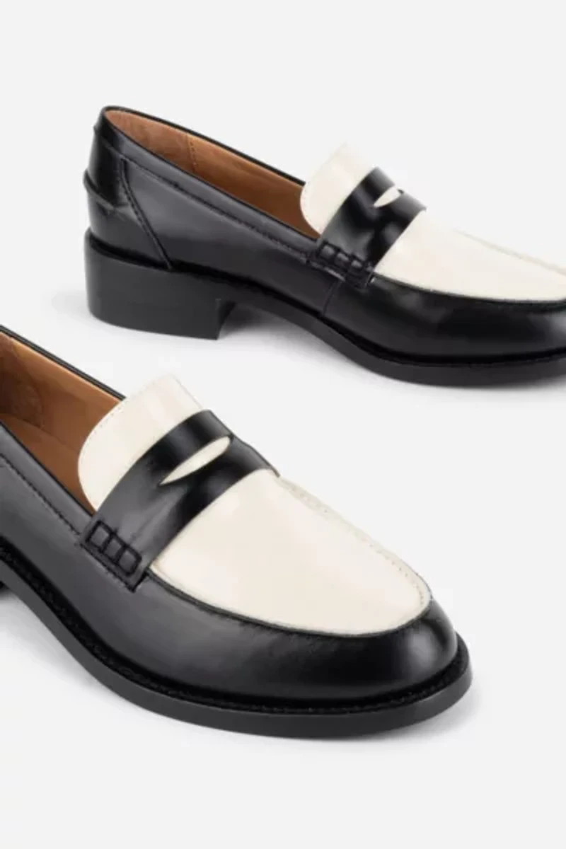 Intentionally Blank Next Door Penny Loafer