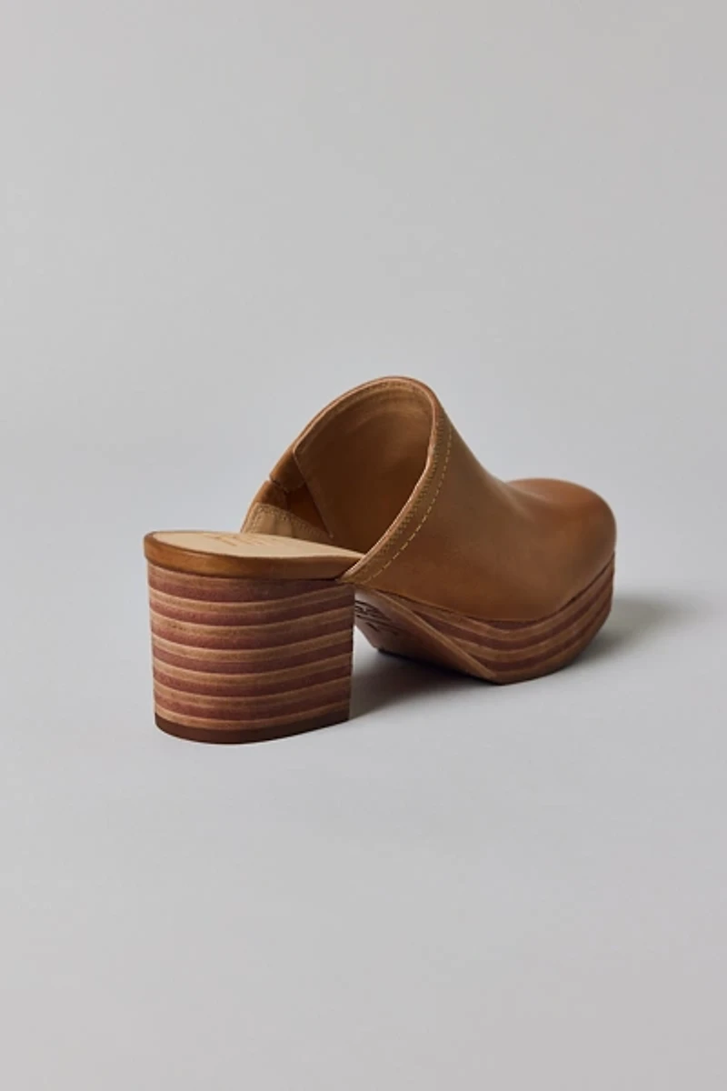 Frye Campus Clog