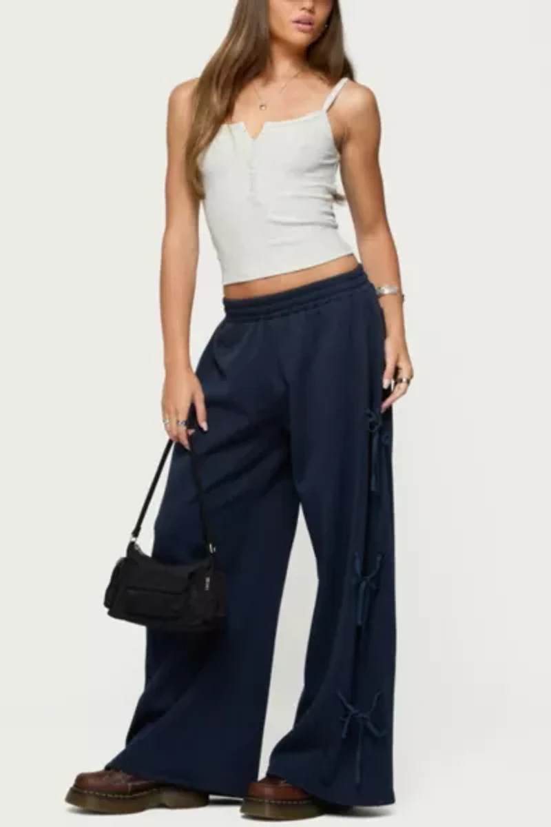 Edikted Claudette Baggy Ribbon Sweatpants