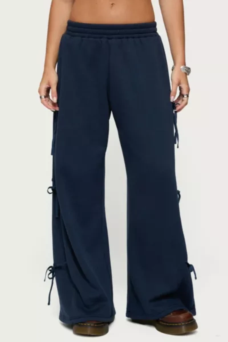 Edikted Claudette Baggy Ribbon Sweatpants