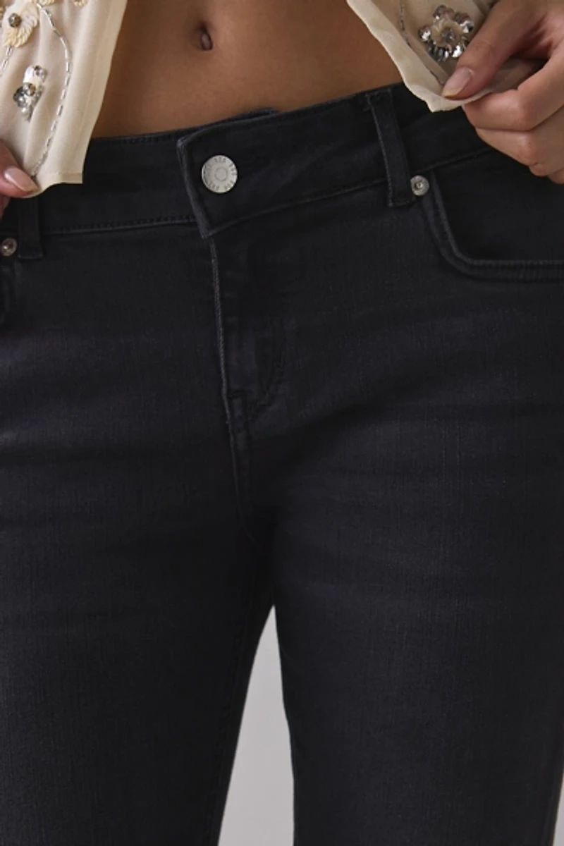 BDG Skylar Low-Rise Skinny Jean