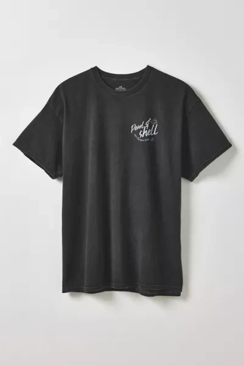 Pearl & Shell Oyster Club Graphic Tee