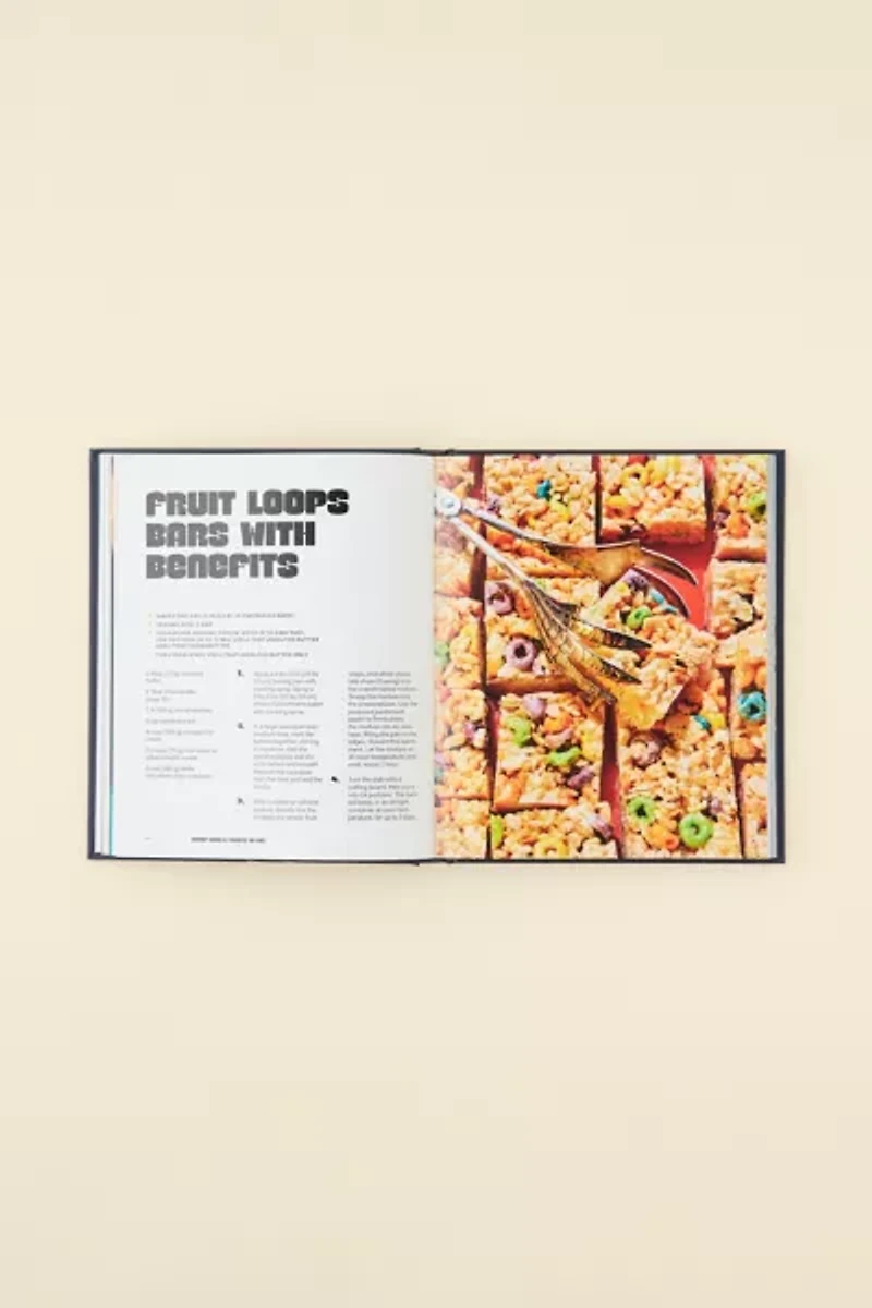Snoop Dogg’s Treats To Eat: 55 Baking Recipes By Snoop Dogg