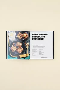 Snoop Dogg’s Treats To Eat: 55 Baking Recipes By Snoop Dogg