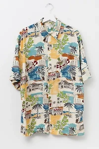 Vintage 1980s Pierre Cardin Coral Coast  Rayon Button Up Short Sleeve Shirt