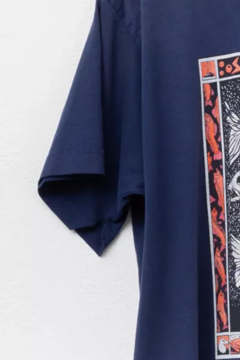 Vintage 1990s Distressed Spawned Out Salmon Graphic T-Shirt