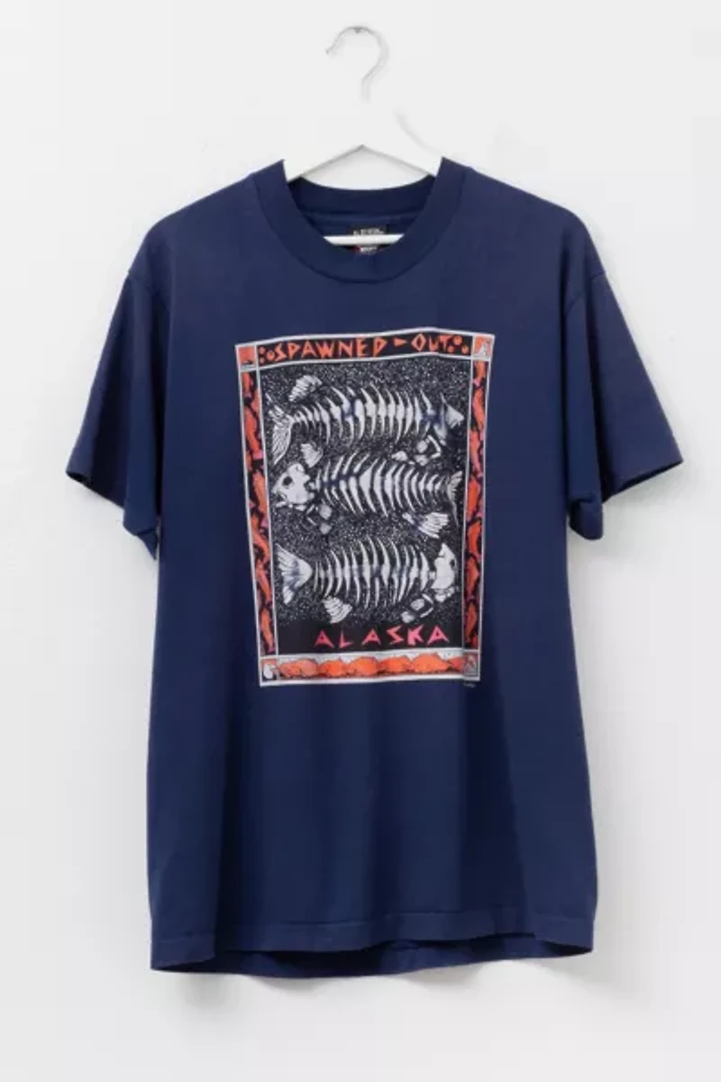 Vintage 1990s Distressed Spawned Out Salmon Graphic T-Shirt