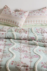 Suri Floral Tufted Printed Comforter