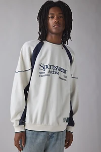 iets frans… Sporty Paneled Crew Neck Sweatshirt