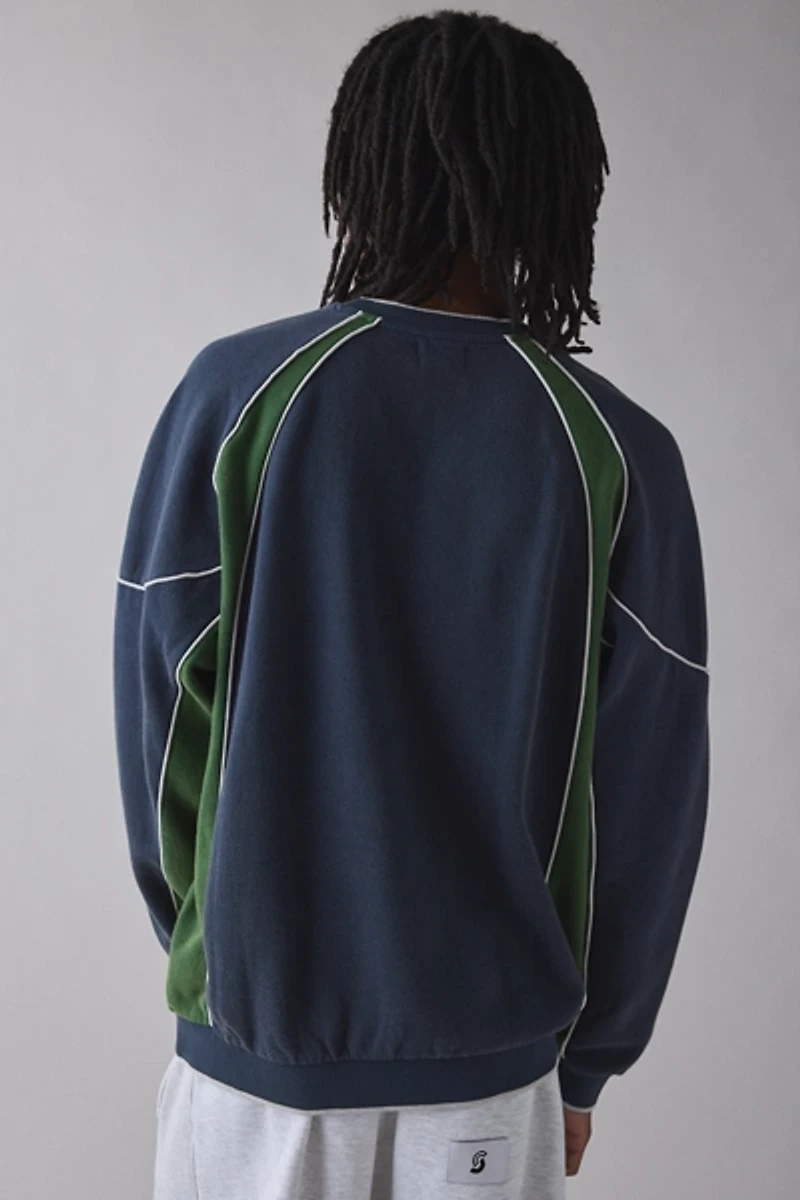 iets frans… Sporty Paneled Crew Neck Sweatshirt