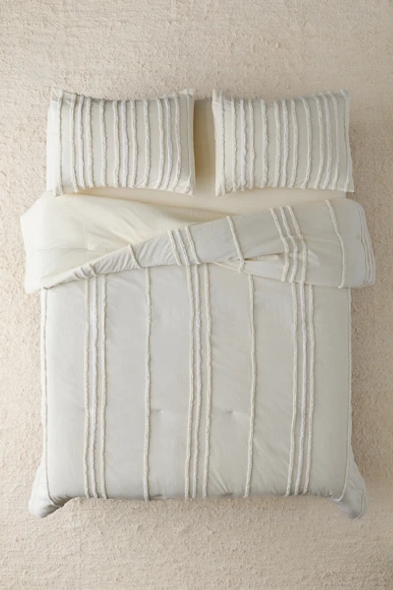 Stripe Tufted Comforter