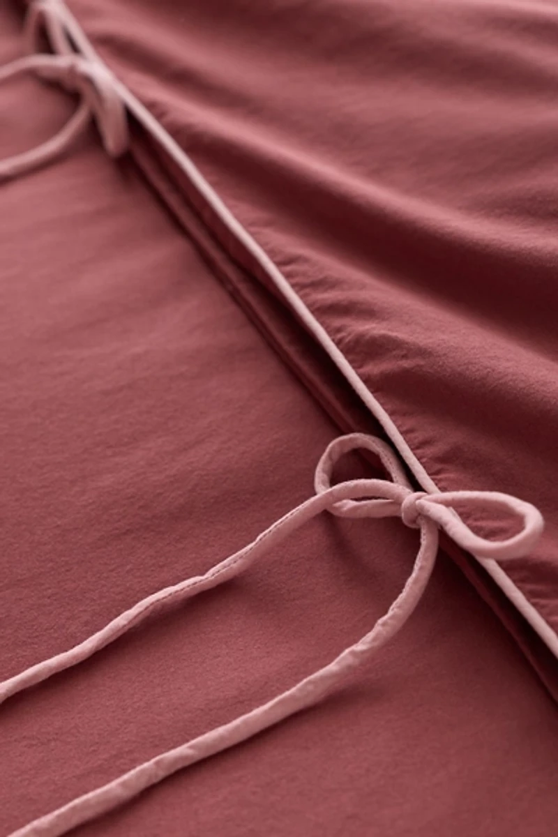 Piper Cotton Piped Trim Tied Duvet Cover