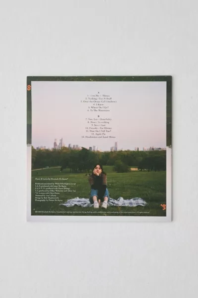 Lizzy McAlpine - Give Me A Minute UO Exclusive LP
